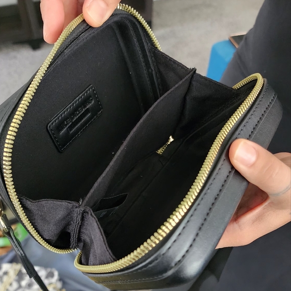 Like Dreams Black Hard Shell Crossbody Bag - Picture 2 of 4